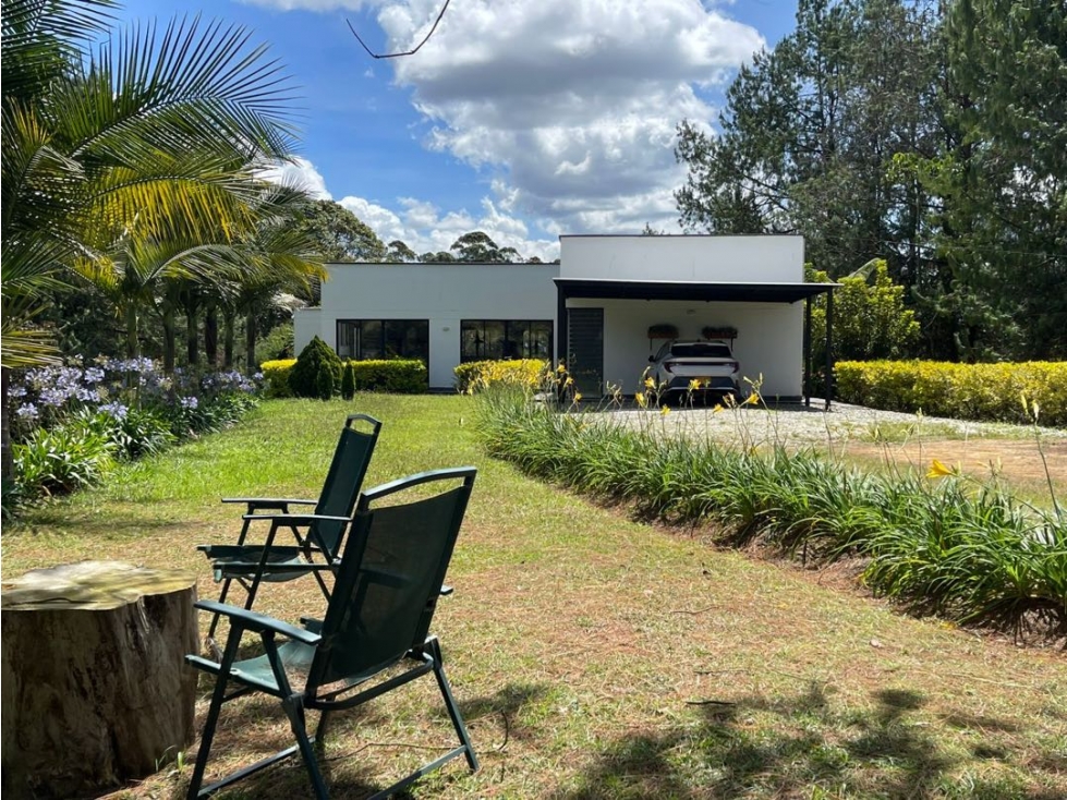 Hermosa casa en parcelación en vereda cimarrona El Carmen de Viboral — foto 2