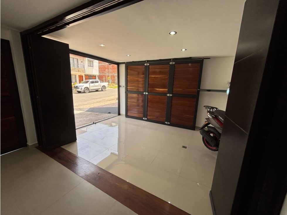 Hermosa casa en Rionegro barrio Altos del Lago - 6