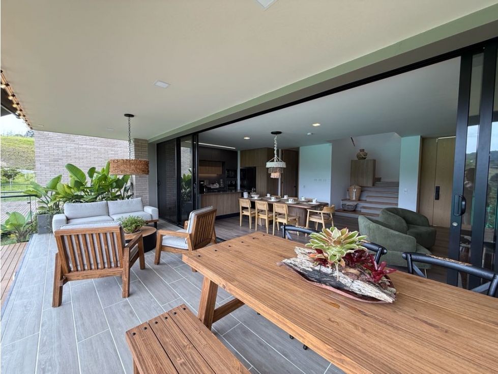 Hermosa Casa en Sajonia Vista, Naturaleza y Ubicación Privilegiada