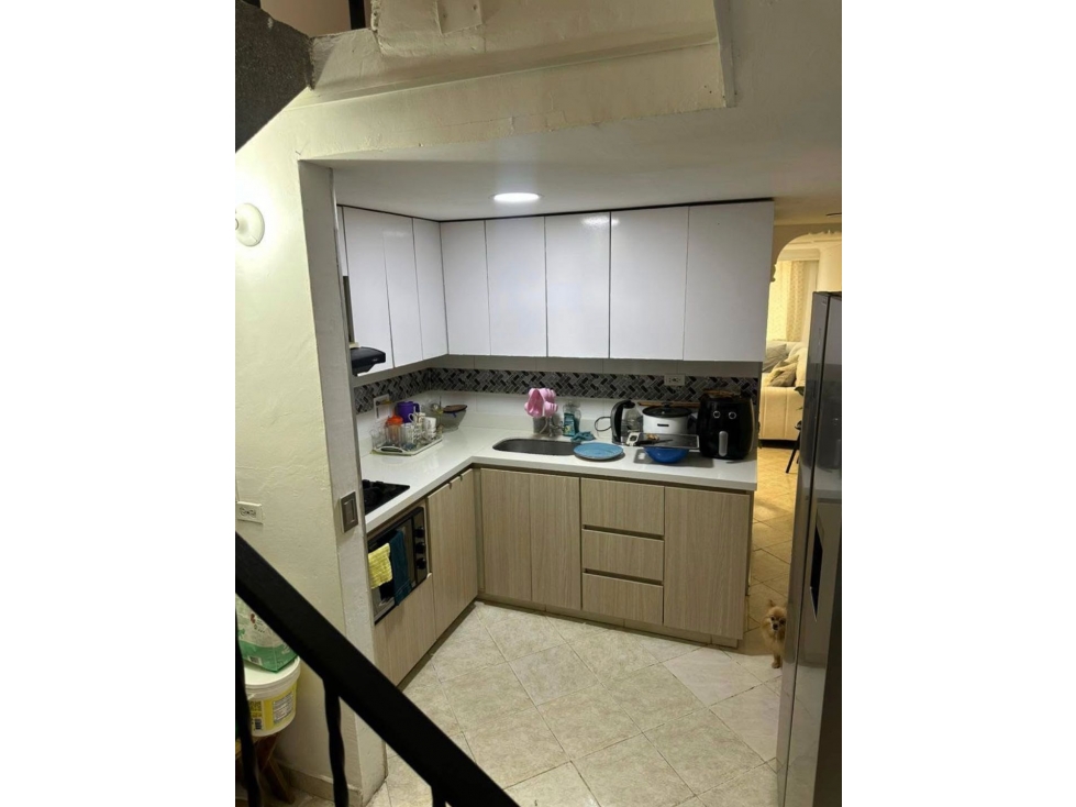 HERMOSA CASA EN SAN ANTONIO DE PRADO PARTE BAJA TOTALMENTE REMODELADA — foto 2