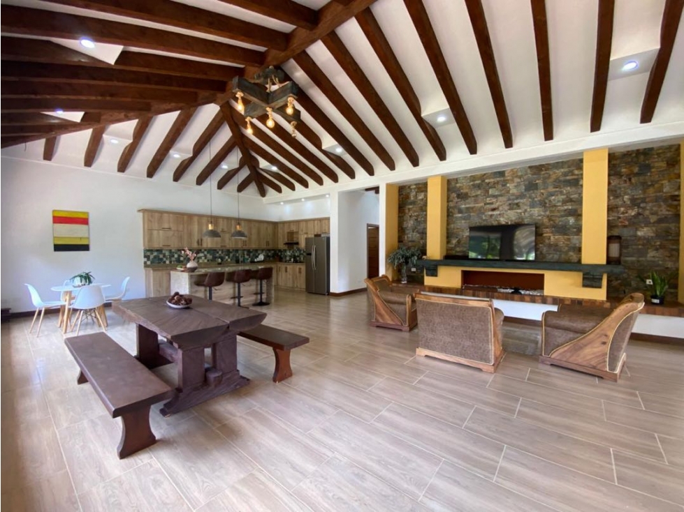 Hermosa casa en San Vicente vereda La Porquera — foto 2