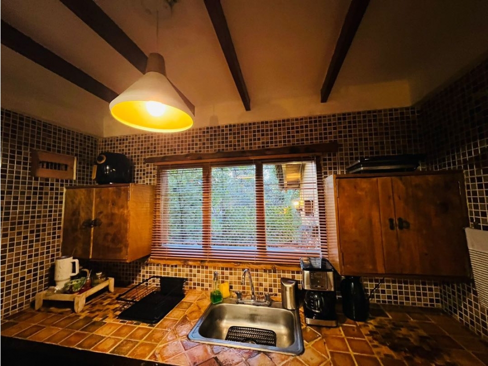 HERMOSA CASA EN SANTA ELENA. VEREDA BARRO BLANCO. — foto 4