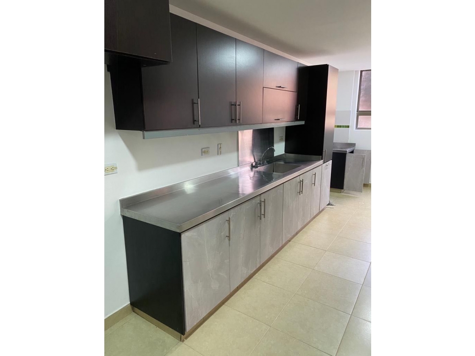 HERMOSA CASA EN SURAMÉRICA CERCA AL MALL UNIDAD COMPLETA Y EXCLUSIVA — foto 3