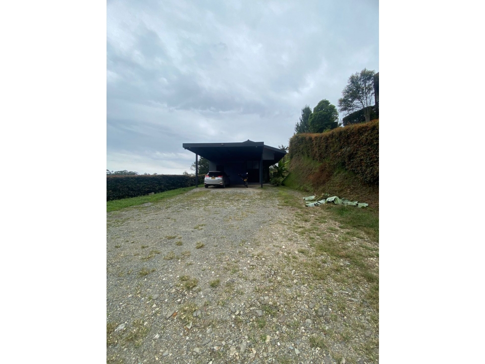 Hermosa casa en unidad cerrada sobre vía La Ceja San Antonio — foto 3