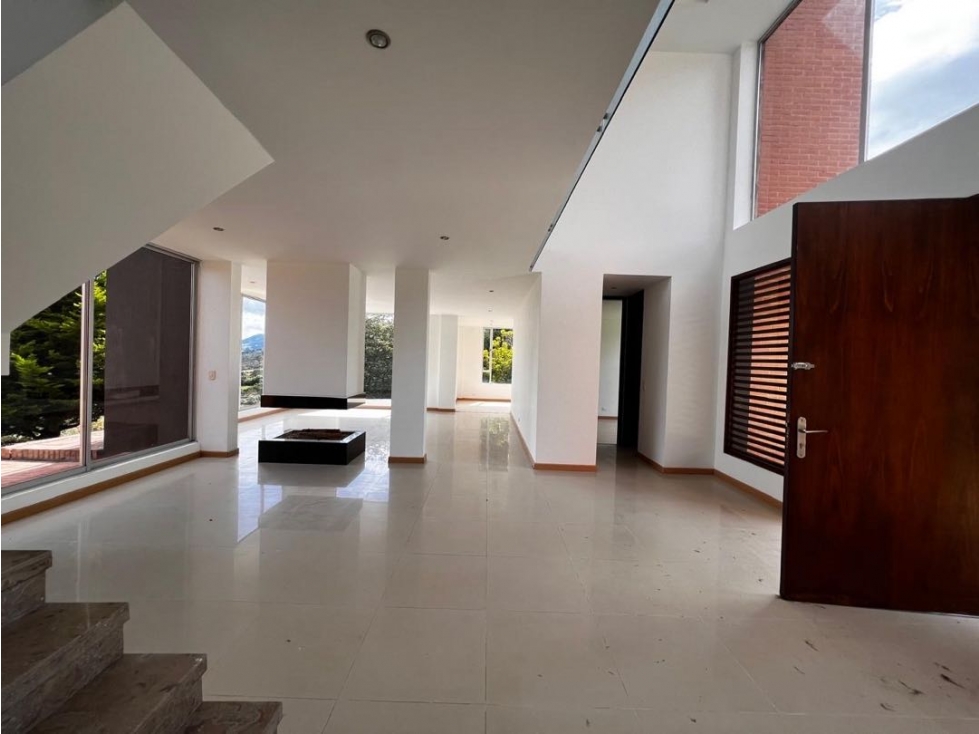 Hermosa Casa en venta - 3