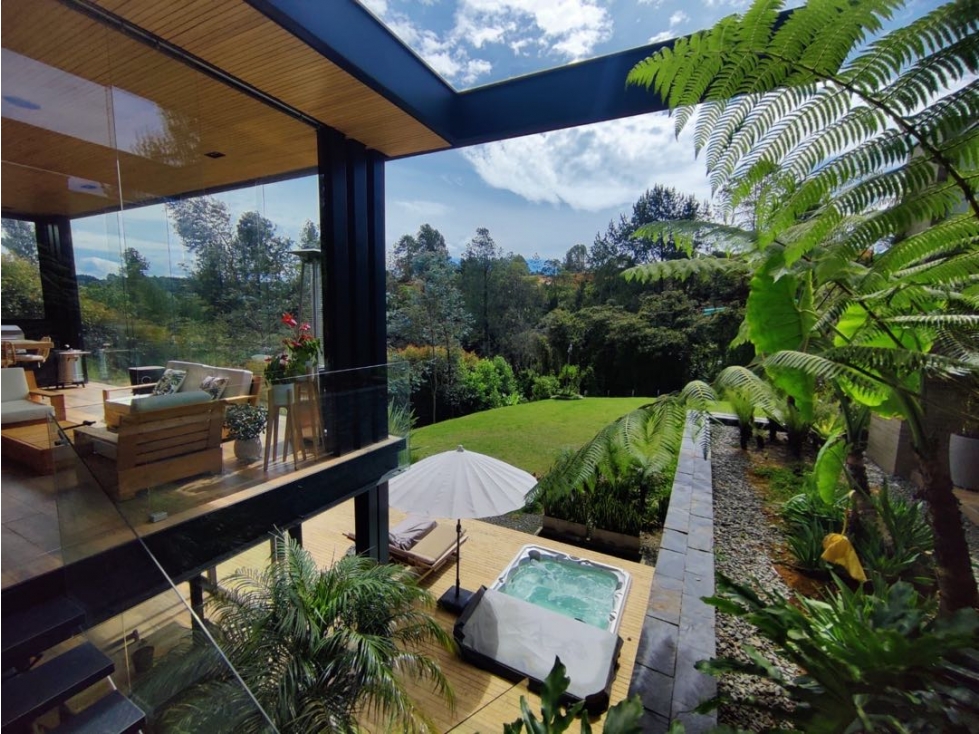 HERMOSA CASA EN VENTA. ALTO DE ESCOBERO — foto 3