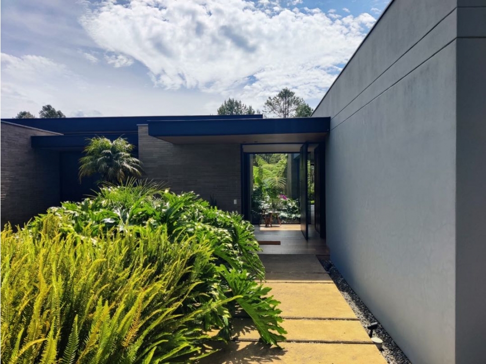 HERMOSA CASA EN VENTA. ALTO DE ESCOBERO — foto 6