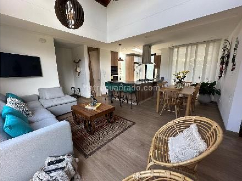 HERMOSA CASA EN VENTA CAJICA UN PISO — foto 2