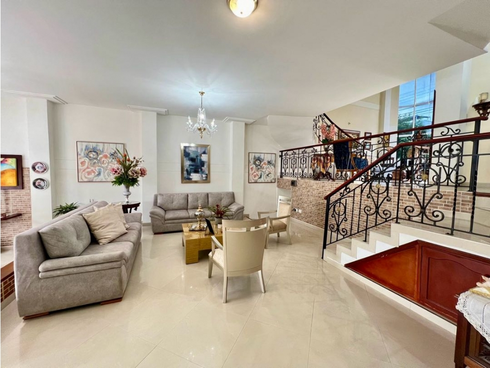 Hermosa casa en venta con piscina - Barrio Las Mercedes Palmira Valle — foto 3