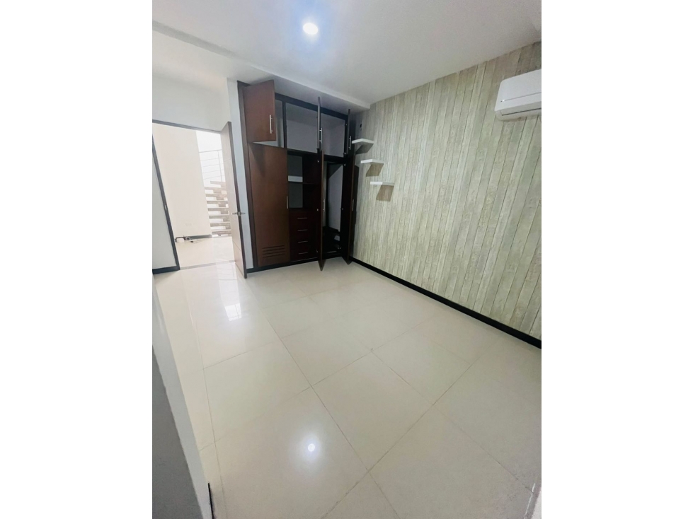 HERMOSA CASA EN VENTA CONJUNTO CERRADO VALLE DE LOS GUARATAROS-YOPAL — foto 3