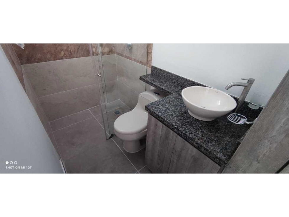 Hermosa casa en venta en ALFAGUARA — foto 5
