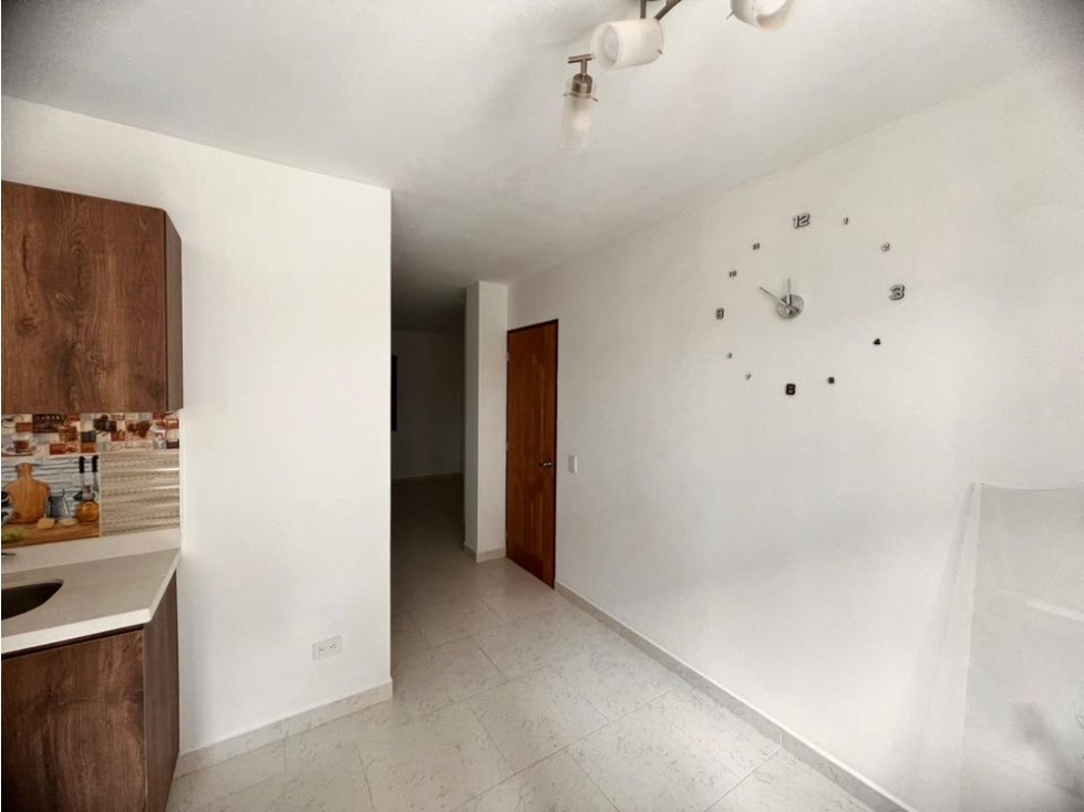 HERMOSA CASA EN VENTA EN EL CARMEN DE VIBORAL - 2