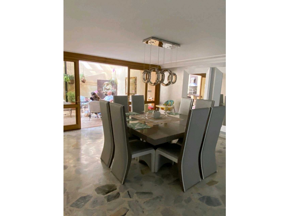 Hermosa casa en venta en el ingenio sur de cali