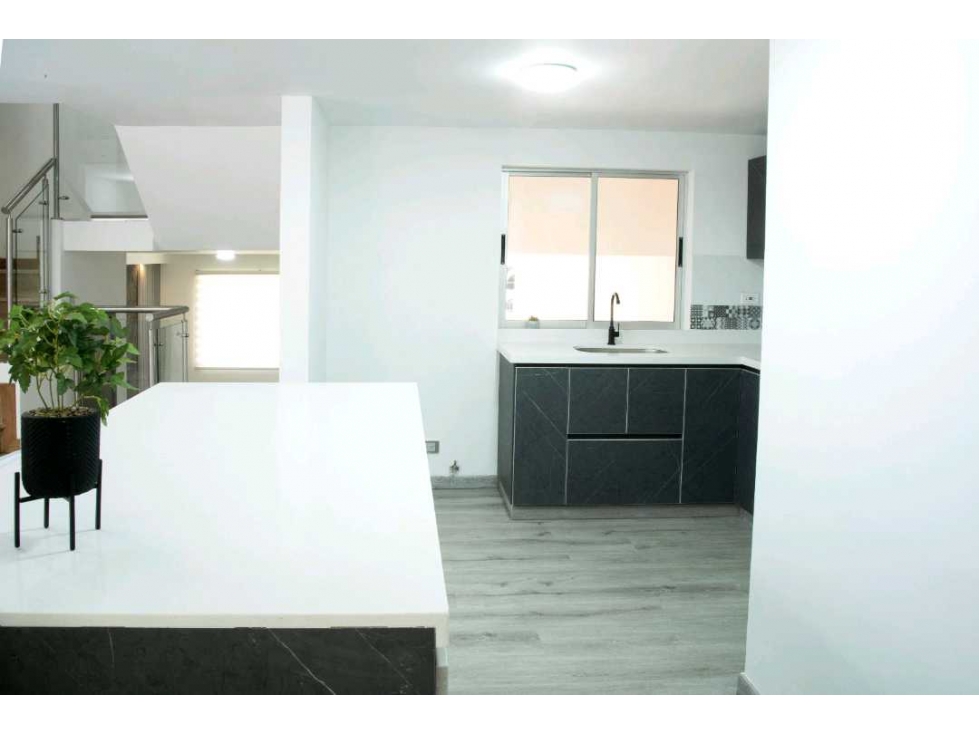 Hermosa casa en venta en sabaneta la doctora parte baja. — foto 3