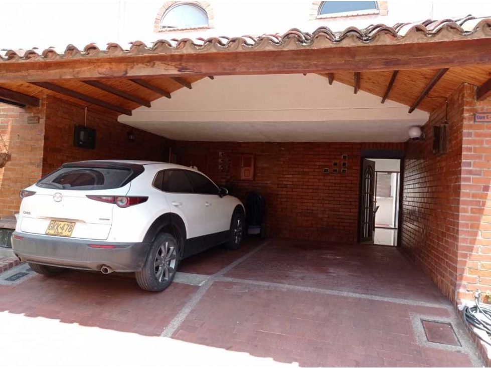Hermosa casa en venta! Parques de las Mercedes — foto 2