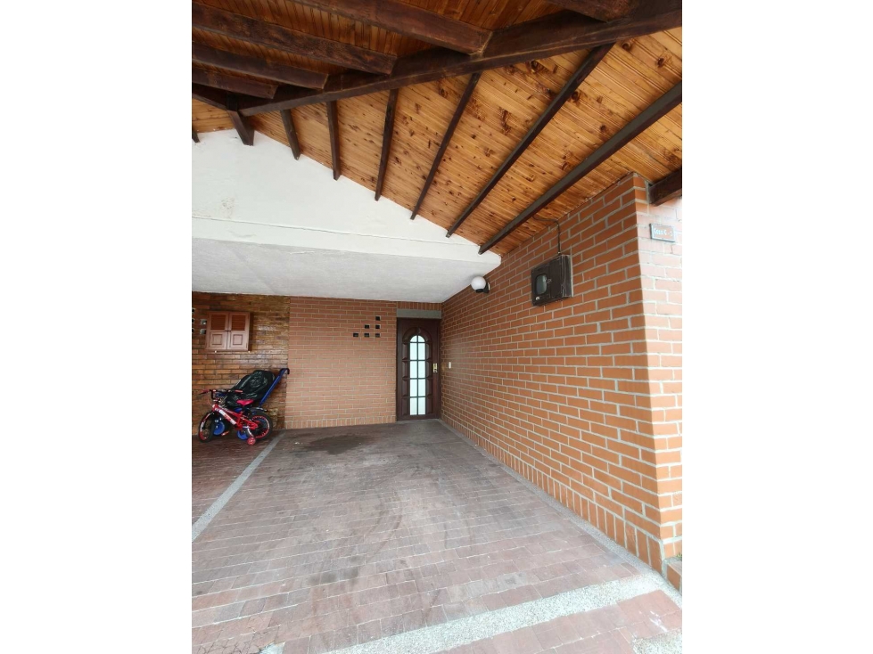 Hermosa casa en venta! Parques de las Mercedes — foto 3