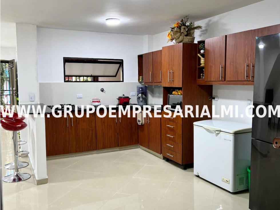 HERMOSA CASA EN VENTA - SECTOR ALAMEDA COD: 30465 - 2
