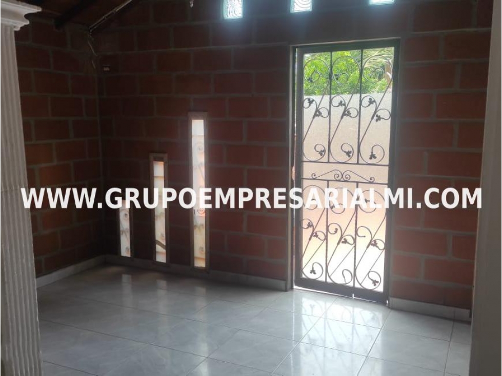 HERMOSA CASA BIFAMILIAR EN VENTA - SECTOR DITAIRES COD: 30386 — foto 4