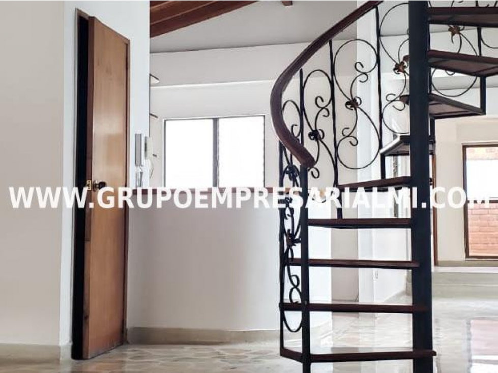 MAGNÍFICA CASA UNIFAMILIAR EN VENTA - SECTOR CALASANZ COD: 27624 — foto 6