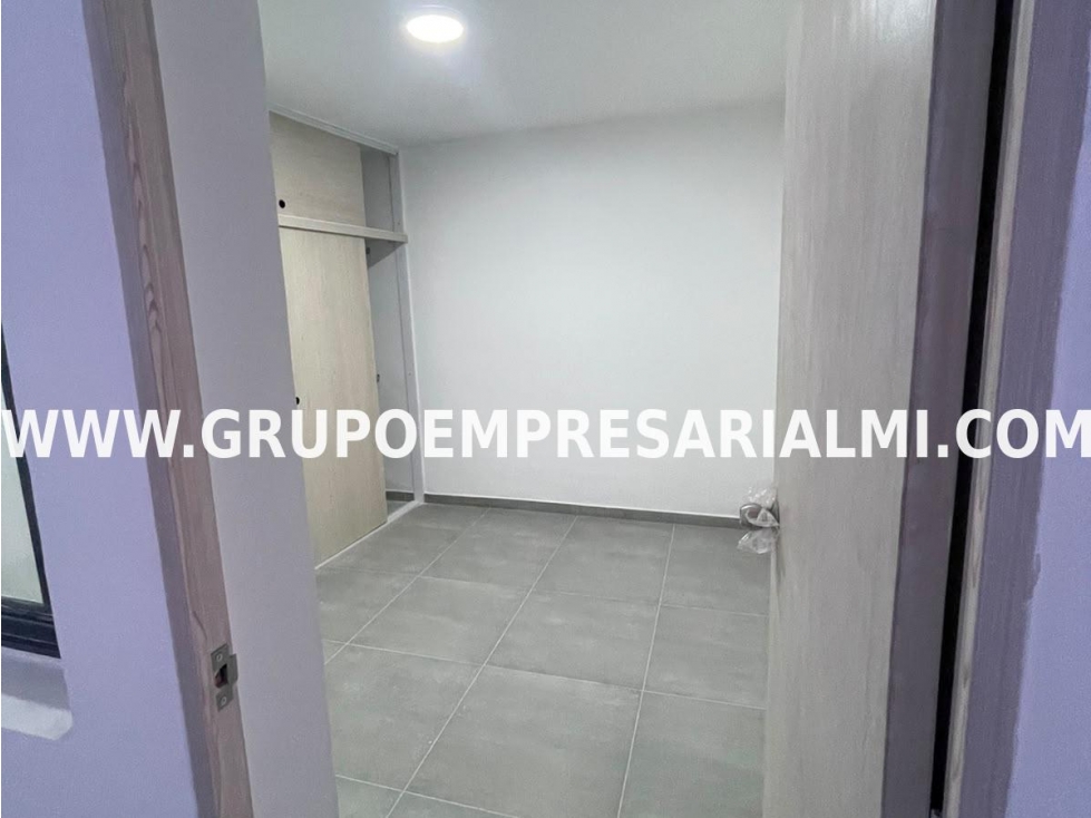 HERMOSA CASA EN VENTA - SECTOR VILLA HERMOSA COD: 34179 — foto 6