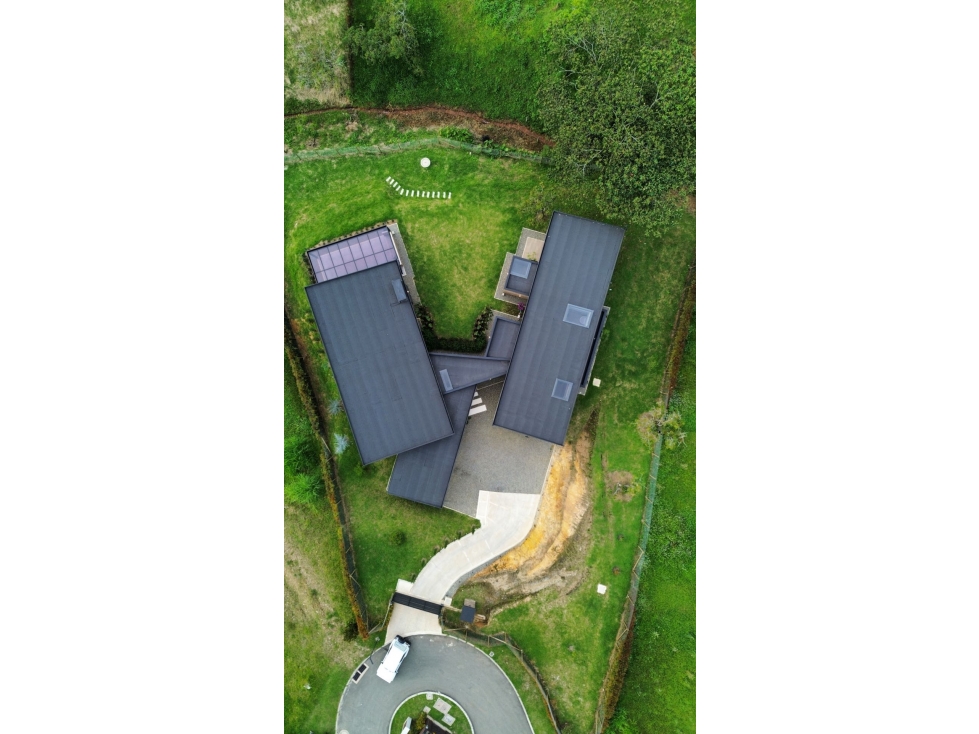 Hermosa casa en venta vía La Ceja/ Rionegro. Unidad cerrada — foto 4