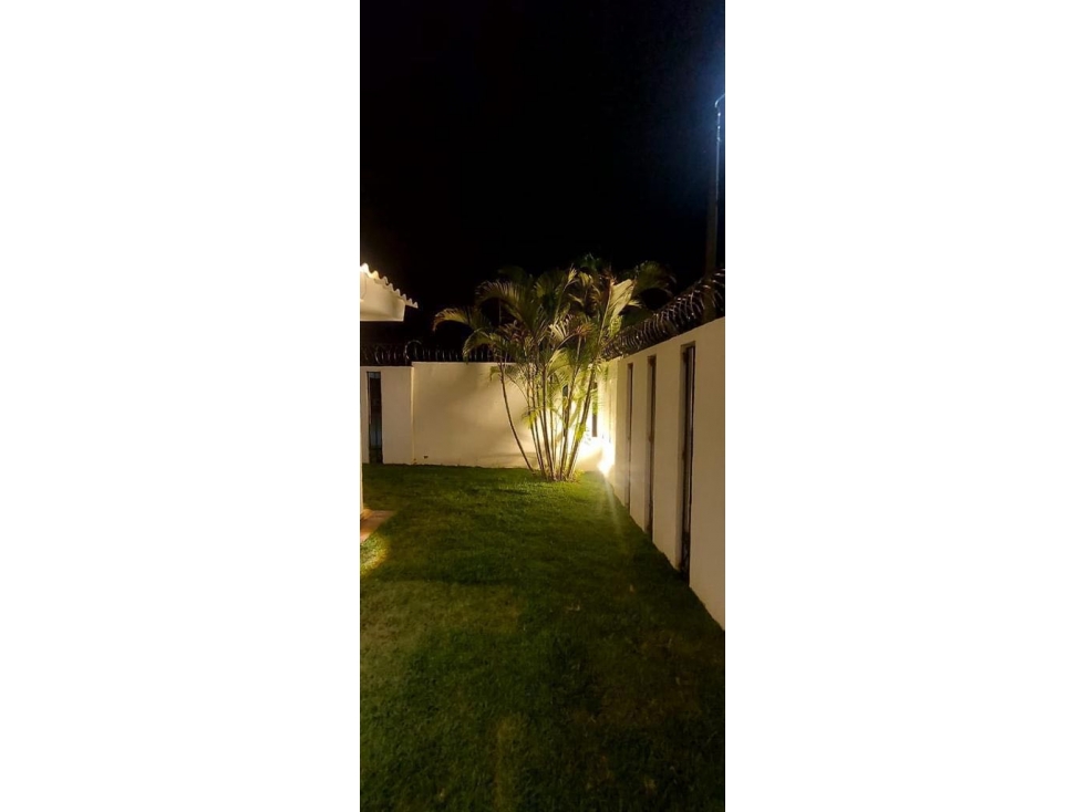 HERMOSA CASA ESQUINERA EN VENTA VIPASA — foto 2