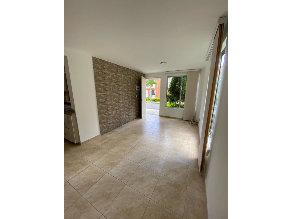 Hermosa casa esquinera cerritos campestre — foto 6