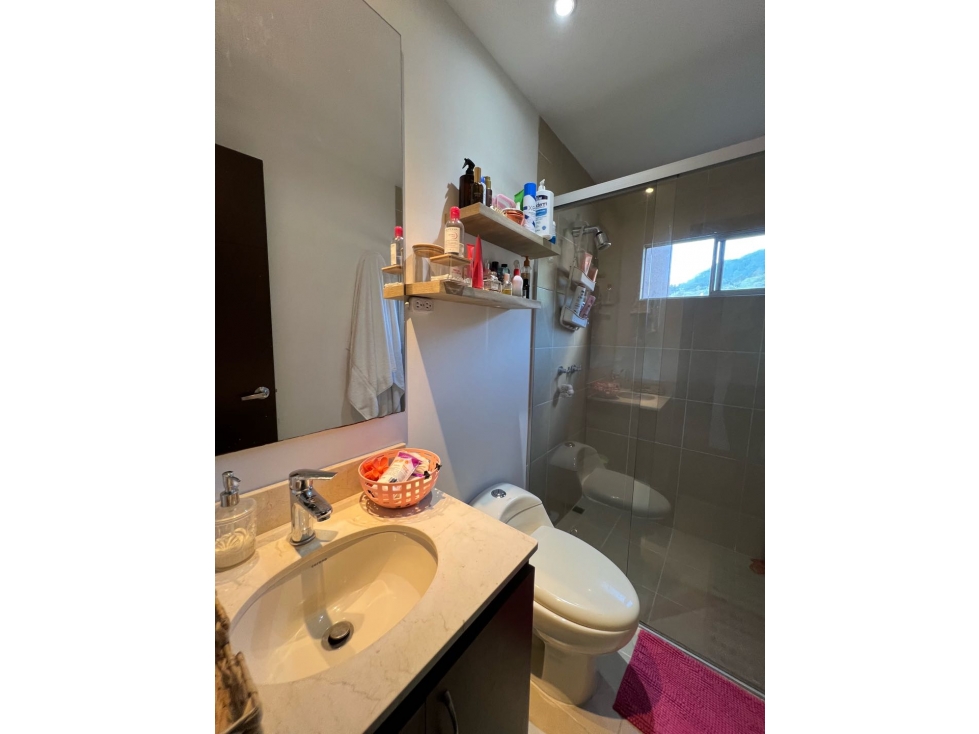 Hermosa casa esquinera en el escobero bajo!! — foto 6