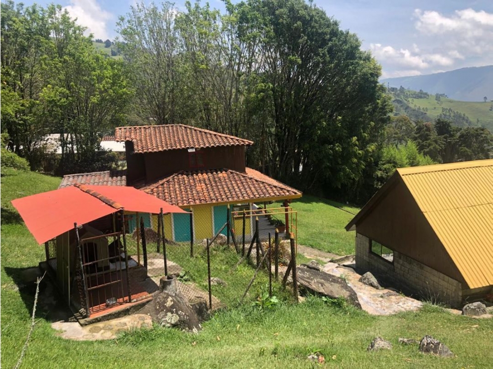 HERMOSA CASA DE CAMPO CON VISTA A TODO EL VALLE DE ABURRÁ - SAN FÉLIX — foto 4