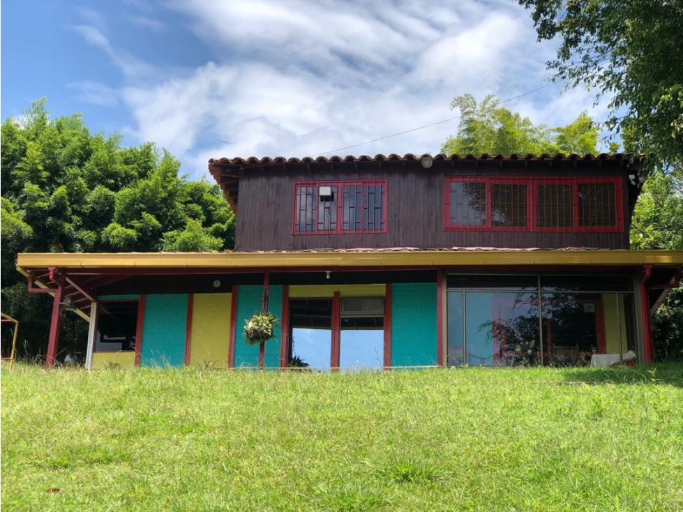 HERMOSA CASA DE CAMPO CON VISTA A TODO EL VALLE DE ABURRÁ - SAN FÉLIX — foto 6