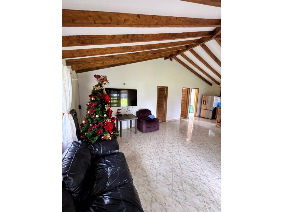 HERMOSA CASA FINCA DE OPORTUNIDAD EN VENTA ~ VDA. CAMPO ALEGRE ~CARMEN — foto 5