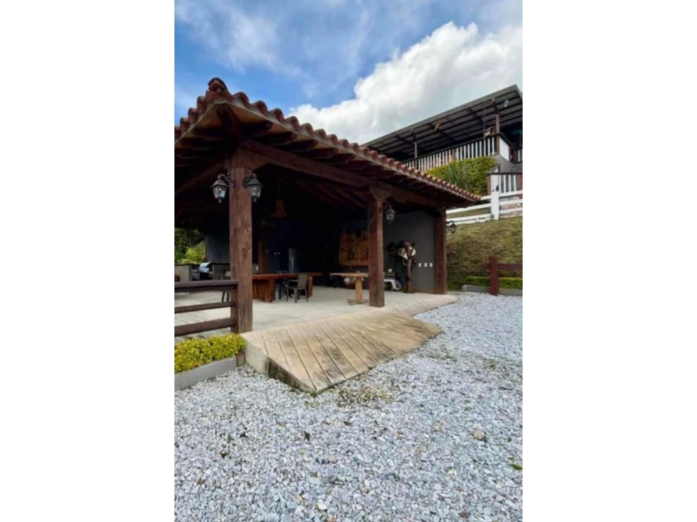 Hermosa casa finca en El Carmen de Viboral vereda Garzonas La Fresca — foto 3