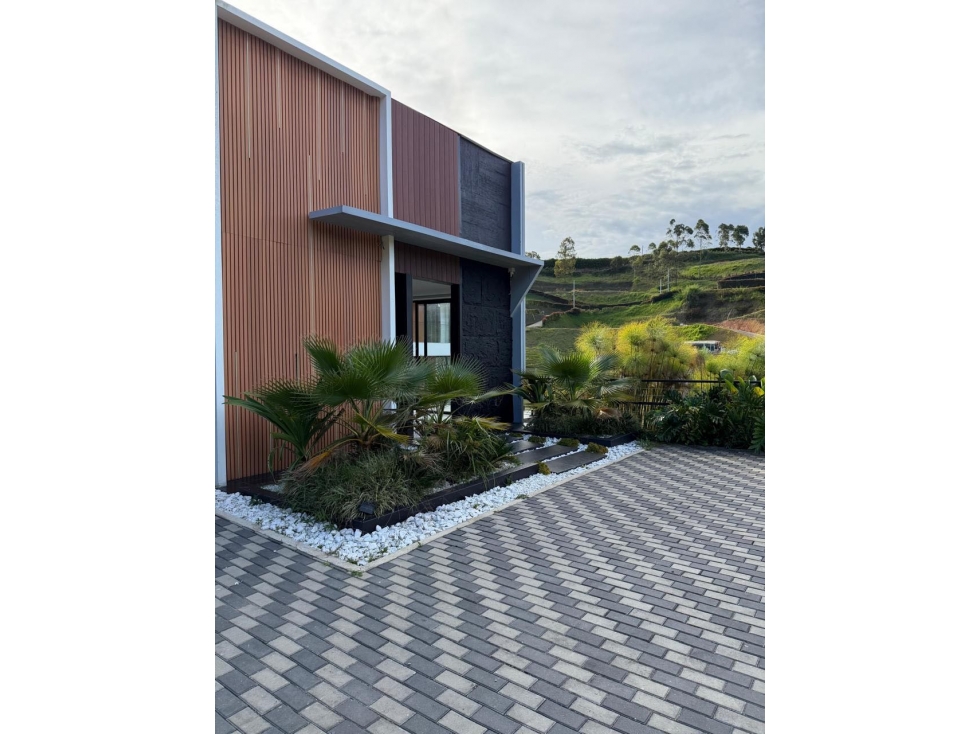 HERMOSA CASA FINCA EN PARCELACIÓN EL ENCANTO ORIENTE ANTIOQUEÑO — foto 3