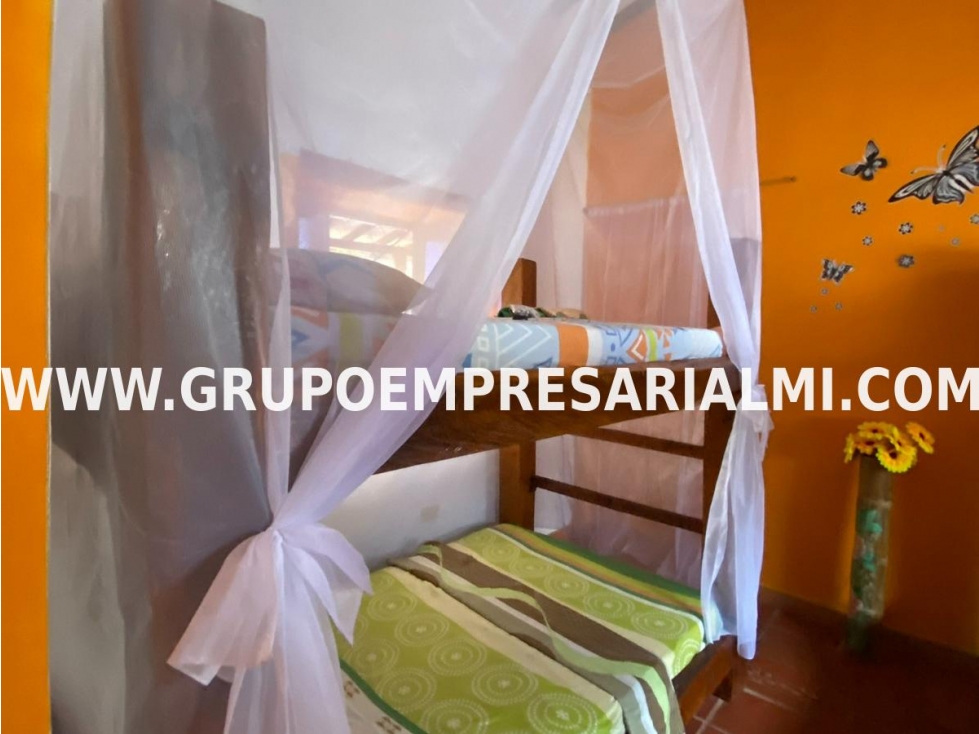 HERMOSA CASA FINCA EN VENTA - SECTOR SOPETRAN COD: 32118 - 4