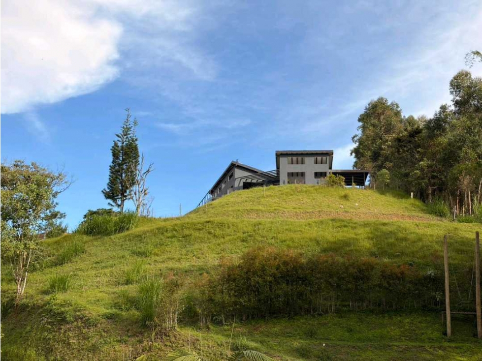 HERMOSA CASA FINCA EN VENTA CARMEN DE VIBORAL — foto 4