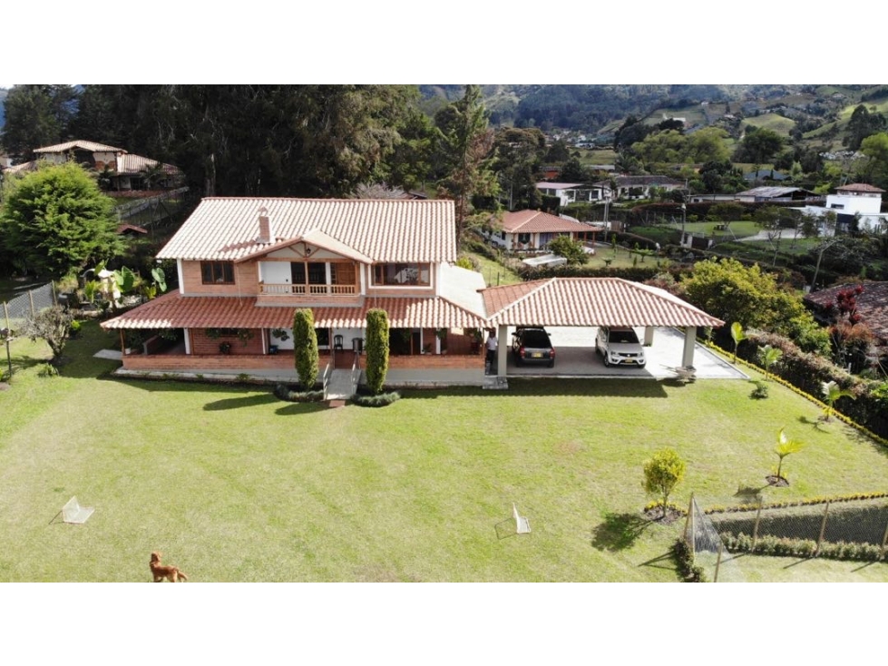 HERMOSA CASA FINCA EN VENTA EN EL CARMEN DE VÍBORAL- Oportunidad .I