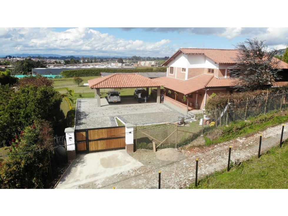 HERMOSA CASA FINCA EN VENTA EN EL CARMEN DE VÍBORAL- Oportunidad .I — foto 3