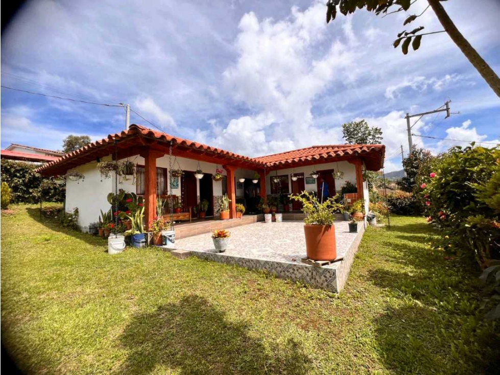HERMOSA CASA FINCA EN VENTA EN EL CARMEN DE VIBORAL... Proindiviso. — foto 2