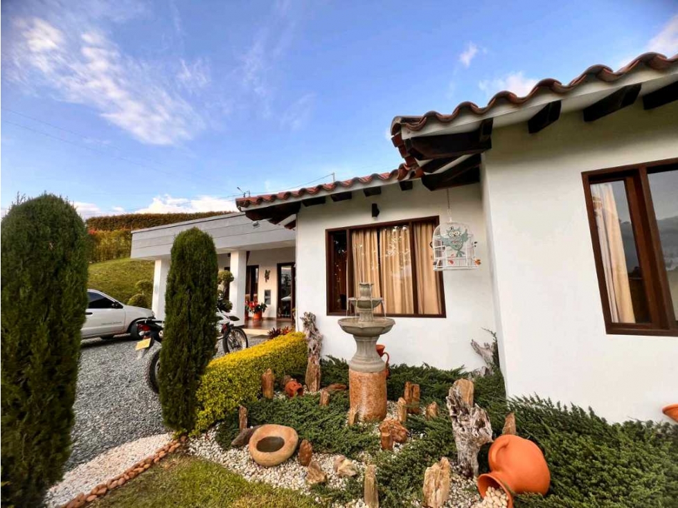 HERMOSA CASA FINCA EN VENTA EN EL CARMEN DE VIBORAL ANT.. Oportunidad.