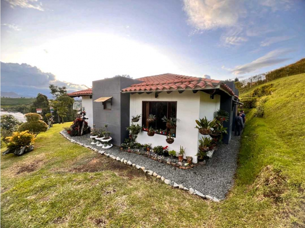 HERMOSA CASA FINCA EN VENTA EN EL CARMEN DE VIBORAL ANT.. Oportunidad. — foto 3