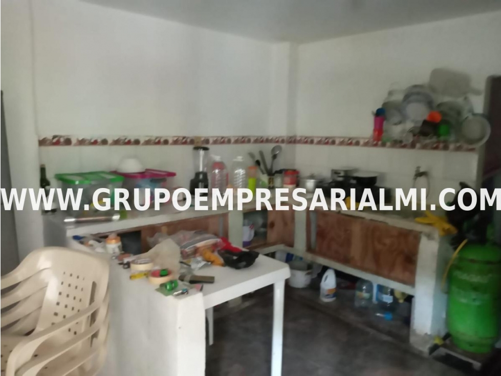 HERMOSA CASA FINCA EN VENTA - SECTOR VEREDA LLANADAS COD: 30464 — foto 2