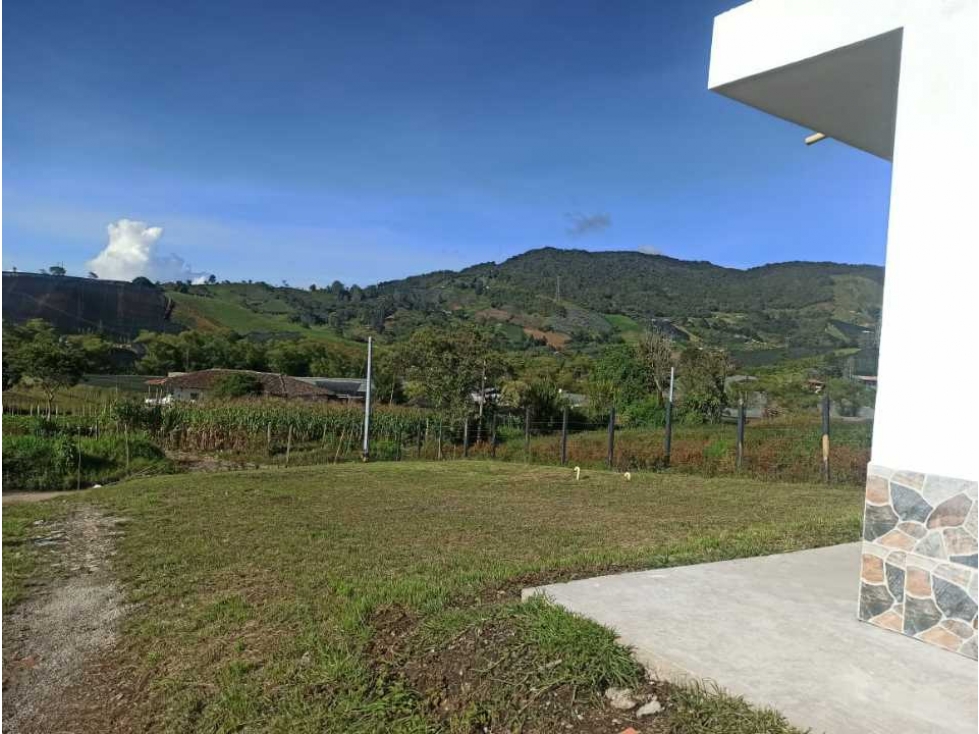 HERMOSA CASA FINCA UBICADA EN EL CARMEN DE VIBORAL — foto 4