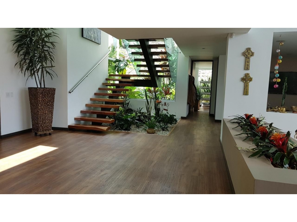 HERMOSA CASA CAMPESTRE LAS PALMAS CON ESPECTACULAR VISTA A LA CIUDAD — foto 5