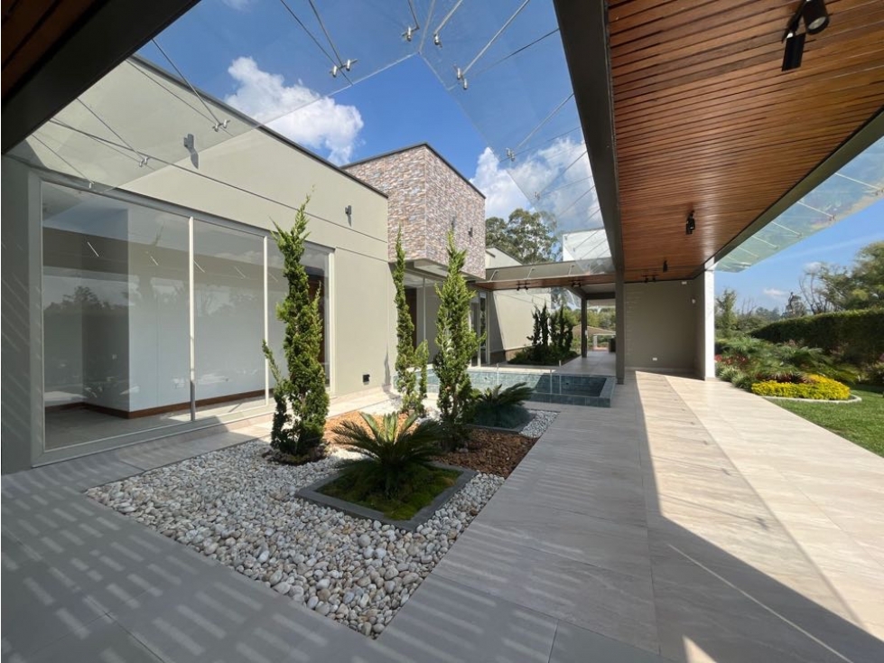 Casa en Venta en Llanogrande de un solo Nivel