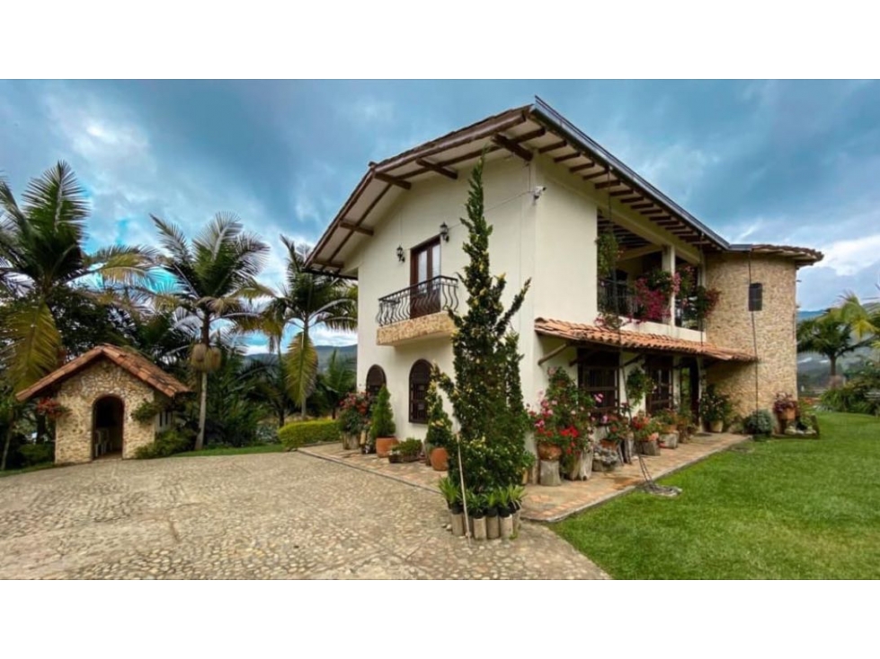 Casa Lote para la Venta en Guatapé - 1