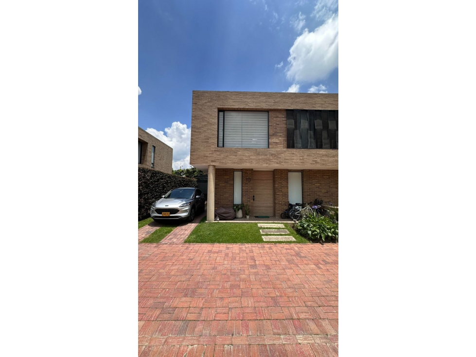 ¡HERMOSA CASA MODERNA PARA VENTA EN CLUB HOUSE DE CHIAÂ¡ — foto 2