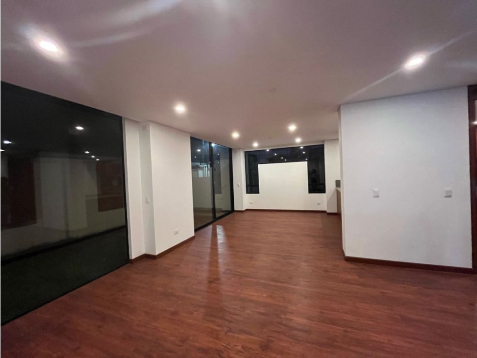 ¡HERMOSA CASA PARA ESTRENAR EN CONJUNTO DE CHIA! — foto 3