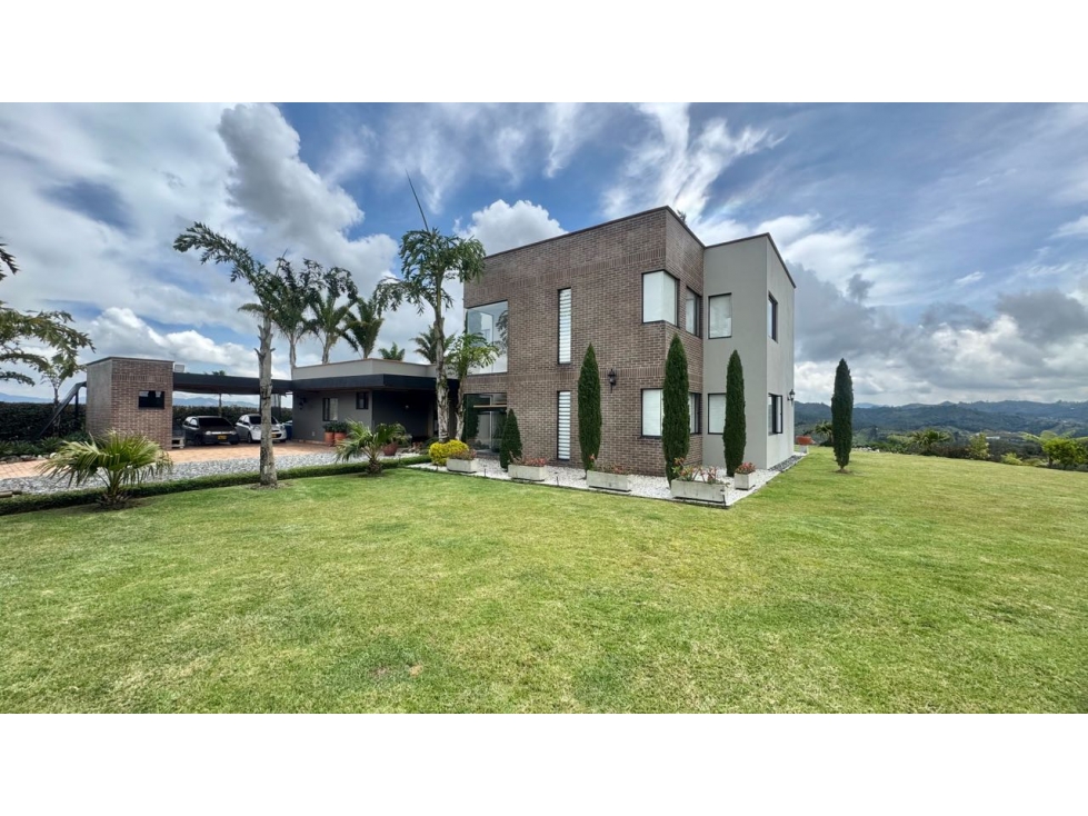 Hermosa casa para la venta en unidad cerrada en el retiro LDC — foto 2