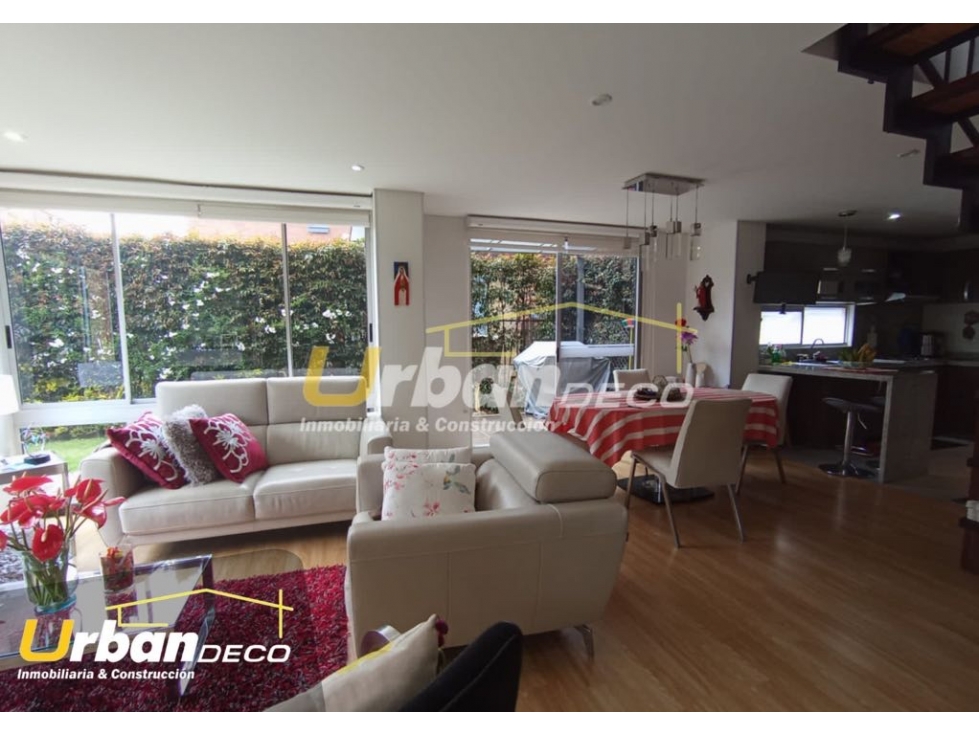 HERMOSA CASA PARA VENTA EN CAJICÁ, CONJUNTO FORTALEZA DE PIEDRA