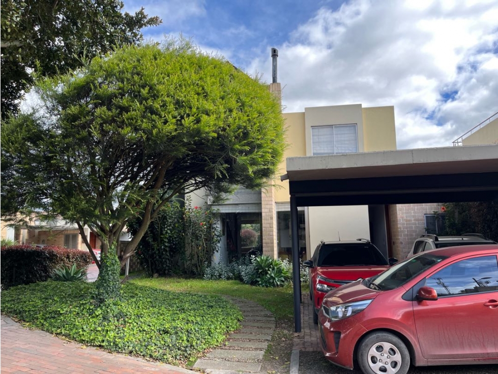 ¡HERMOSA CASA PARA VENTA EN EXCLUSIVO CONDOMINIO DE CHIA! — foto 2